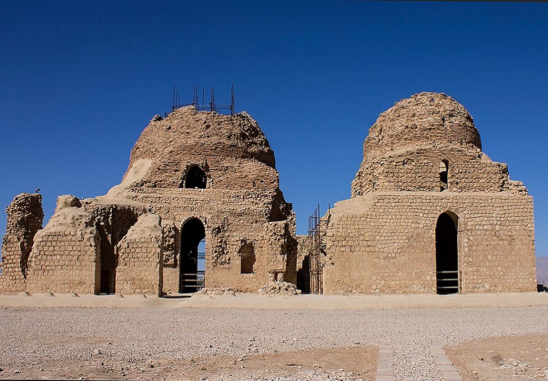 Sarvestan Palace
